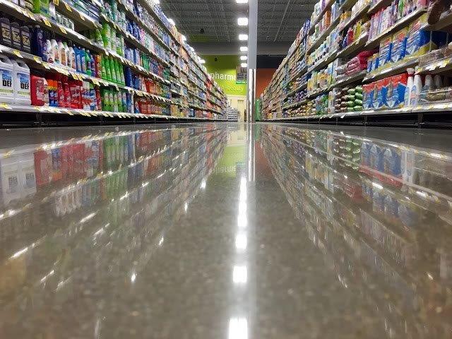 Clean Floors in retail store